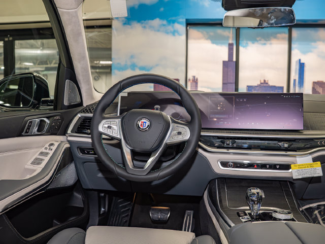 New 2026 BMW ALPINA XB7 AWD/4WD image 15