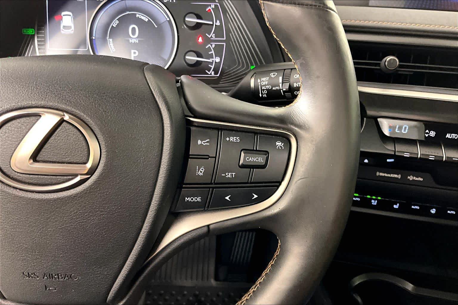 Used 2021 Lexus UX 250h w/ Premium Package AWD/4WD image 23