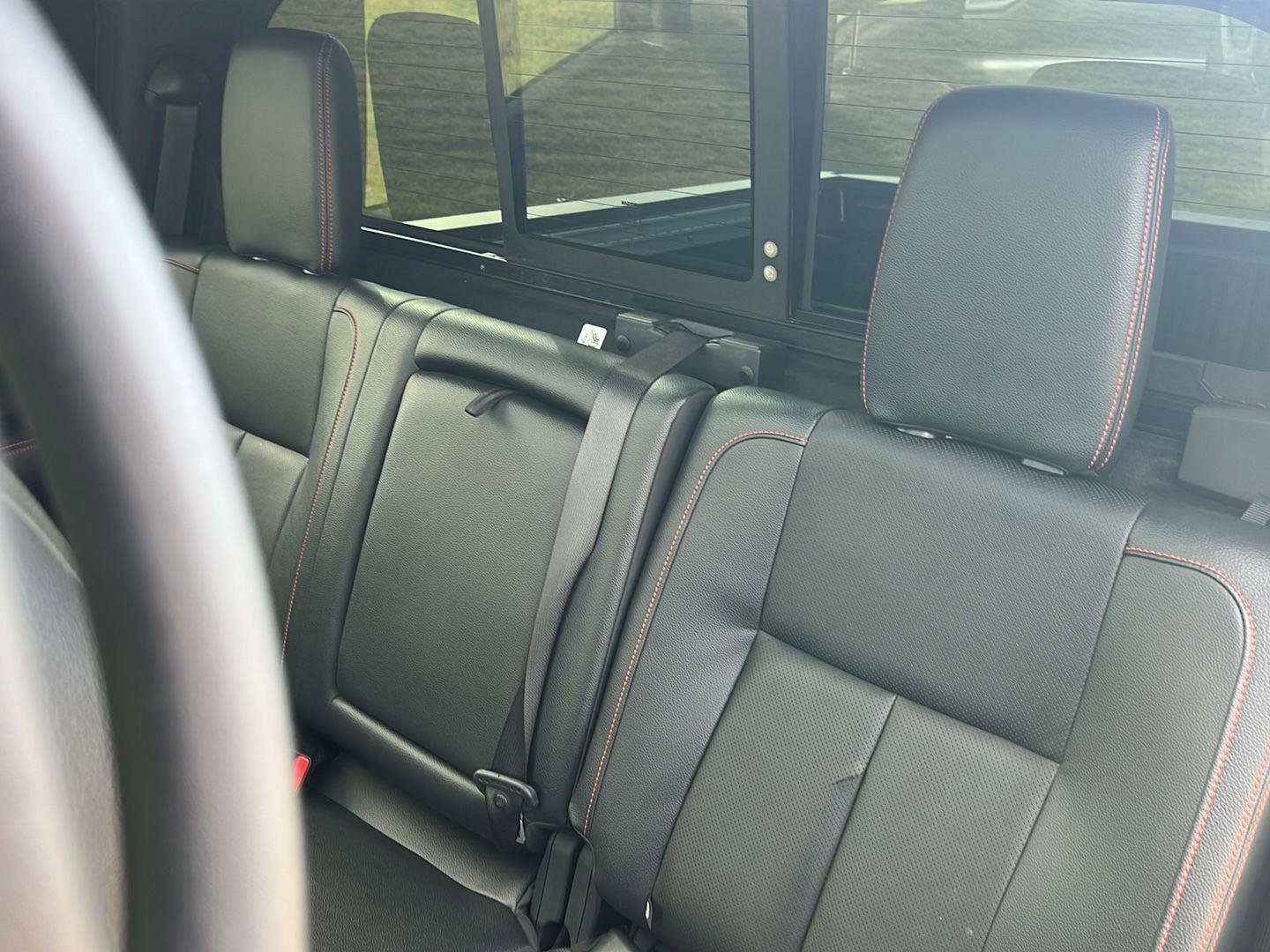 Used 2022 Nissan Titan PRO-4X w/ Pro-4x Convenience Package image 33