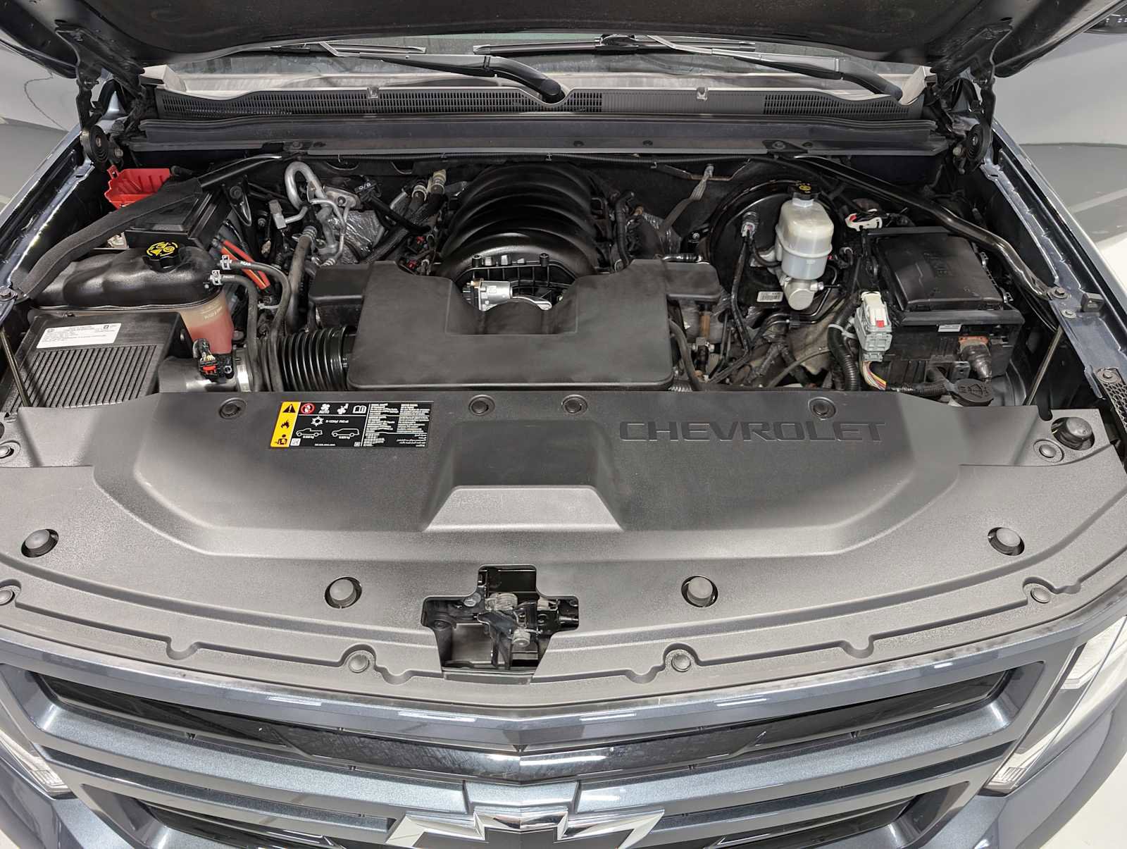 Used 2019 Chevrolet Tahoe LT w/ RST Edition AWD/4WD image 14
