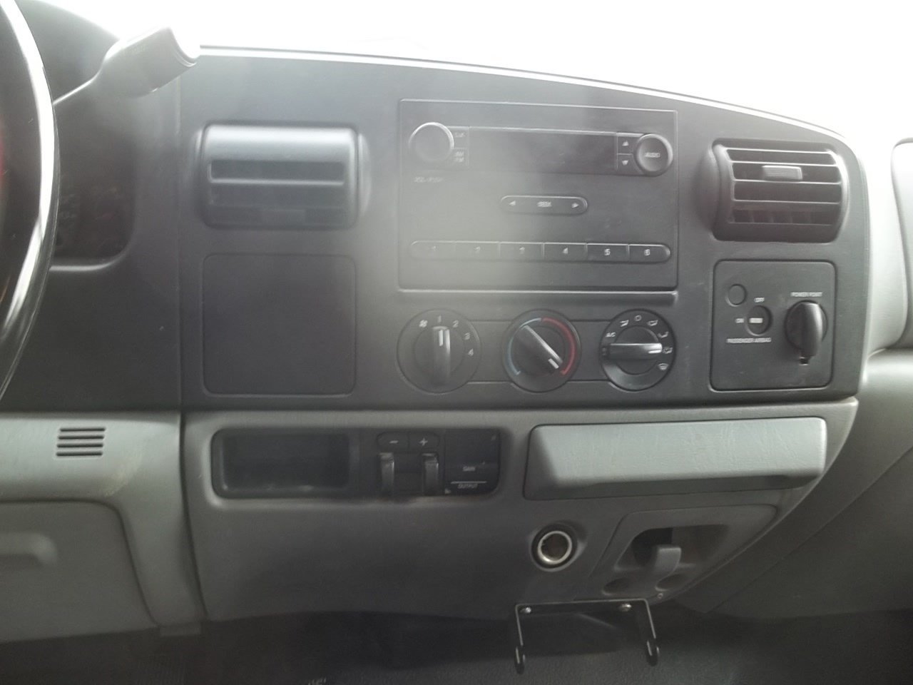 Used 2006 Ford F250 XL AWD/4WD image 10