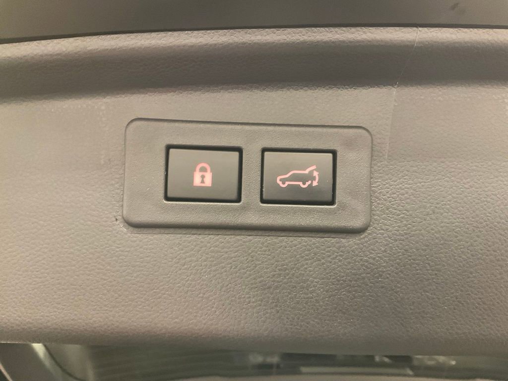 Used 2022 Subaru Outback Touring image 24