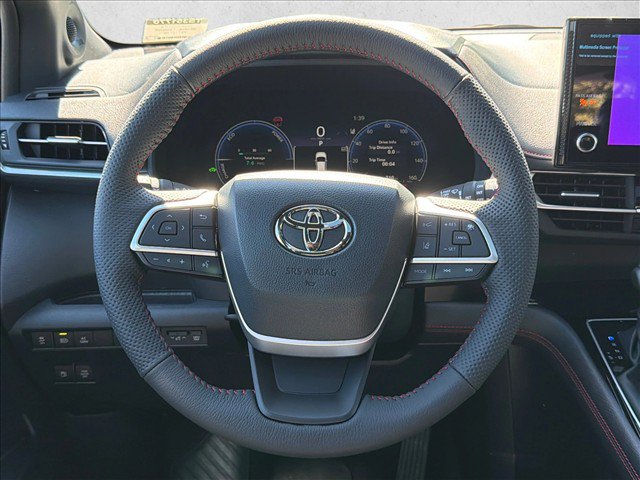 New 2026 Toyota Sienna XSE FWD image 22