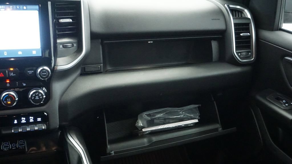 Certified 2025 RAM 1500 Big Horn image 24