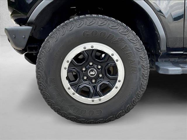 Used 2023 Ford Bronco Outer Banks w/ Sasquatch Package AWD/4WD image 10