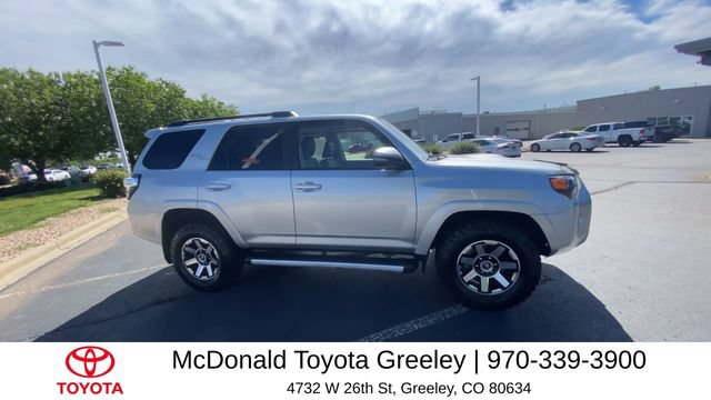 Used 2022 Toyota 4Runner TRD Off-Road Premium AWD/4WD image 9