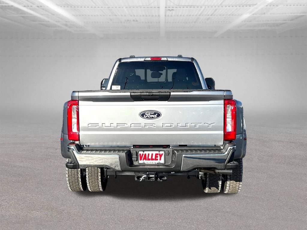 New 2027 Ford F450 XL w/ XL Driver Assist Package AWD/4WD image 5