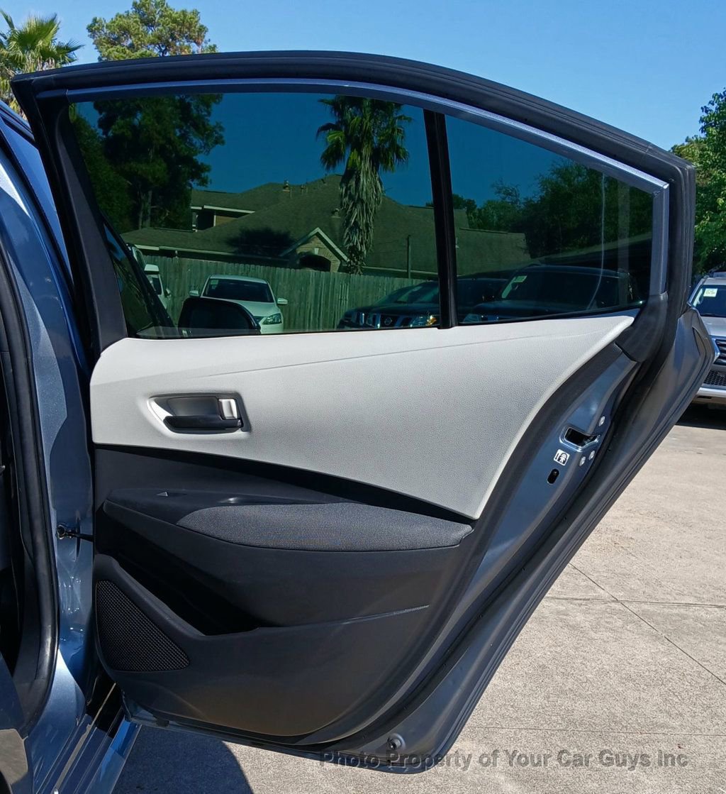 Used 2022 Toyota Corolla LE image 17