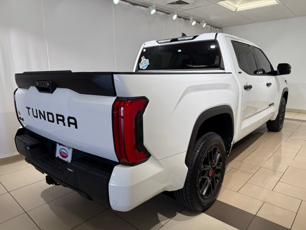 Used 2024 Toyota Tundra SR5 w/ SR5 Convenience Package AWD/4WD image 5