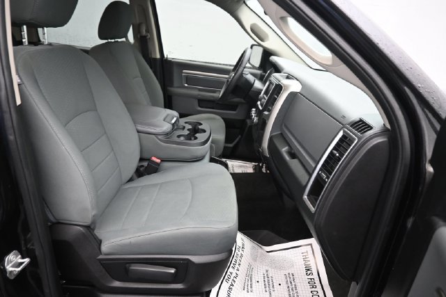 Used 2016 RAM 1500 Classic SLT AWD/4WD image 7