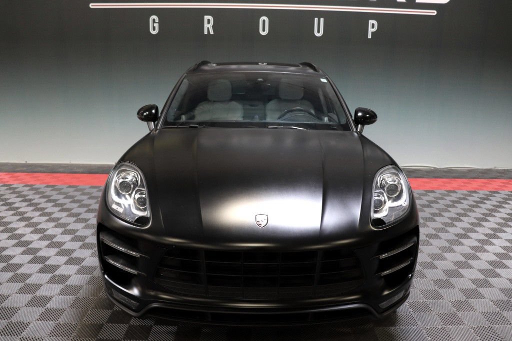 Used 2018 Porsche Macan Turbo AWD/4WD image 11