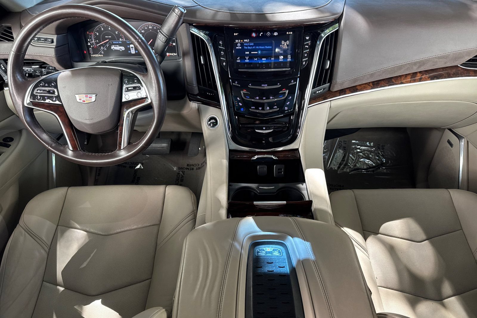Used 2015 Cadillac Escalade ESV Luxury AWD/4WD image 13