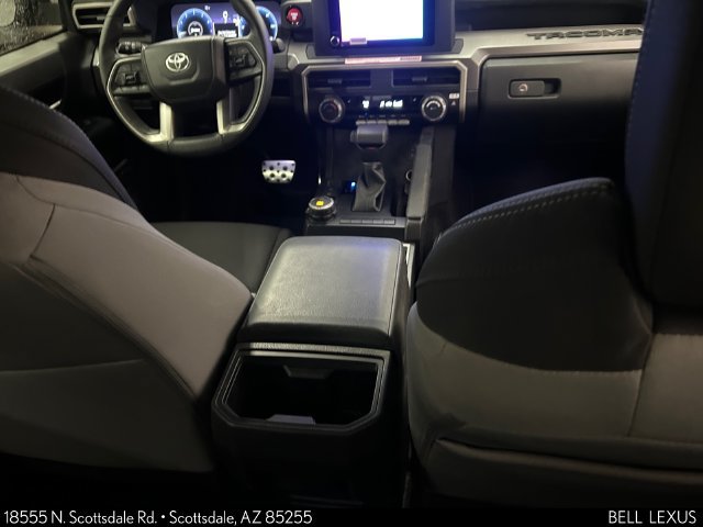 Used 2024 Toyota Tacoma TRD Sport AWD/4WD image 12