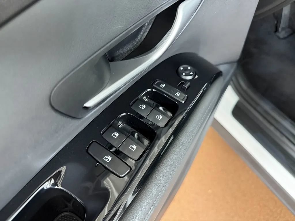Used 2022 Hyundai Tucson Limited AWD/4WD image 17