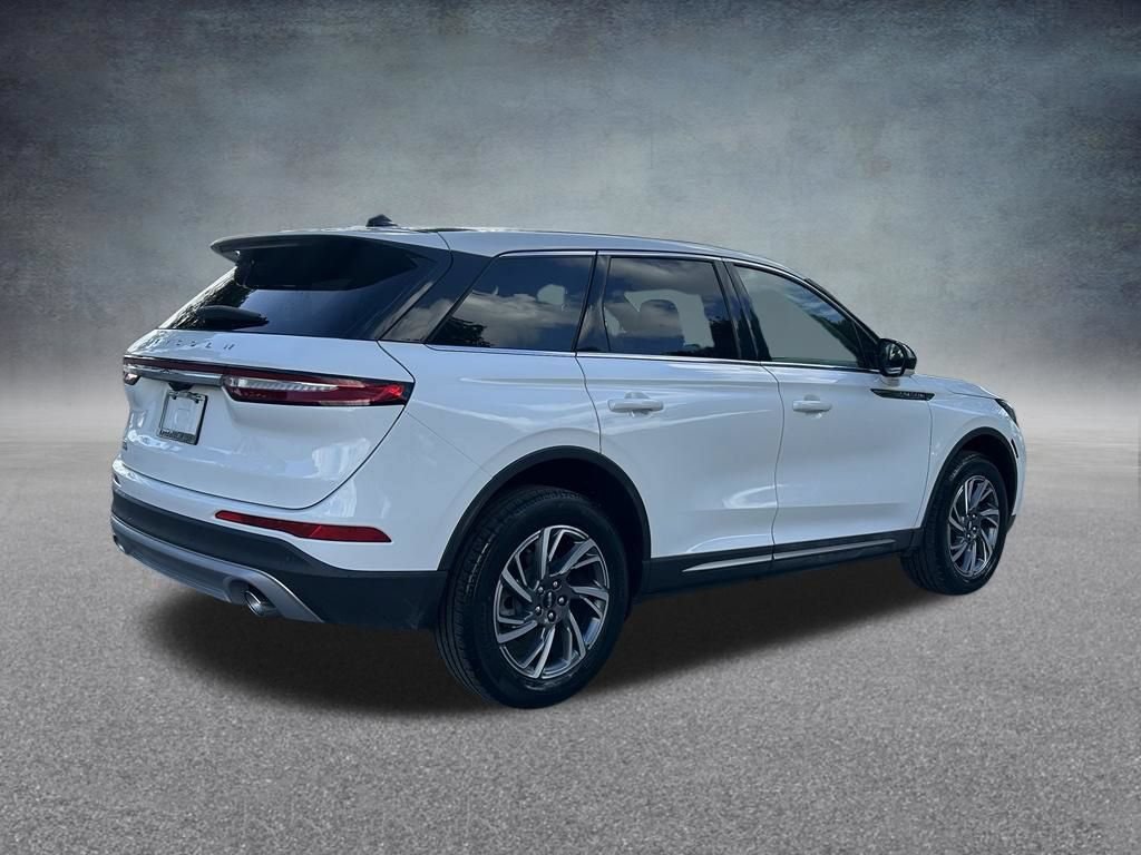 Used 2023 Lincoln Corsair FWD image 5