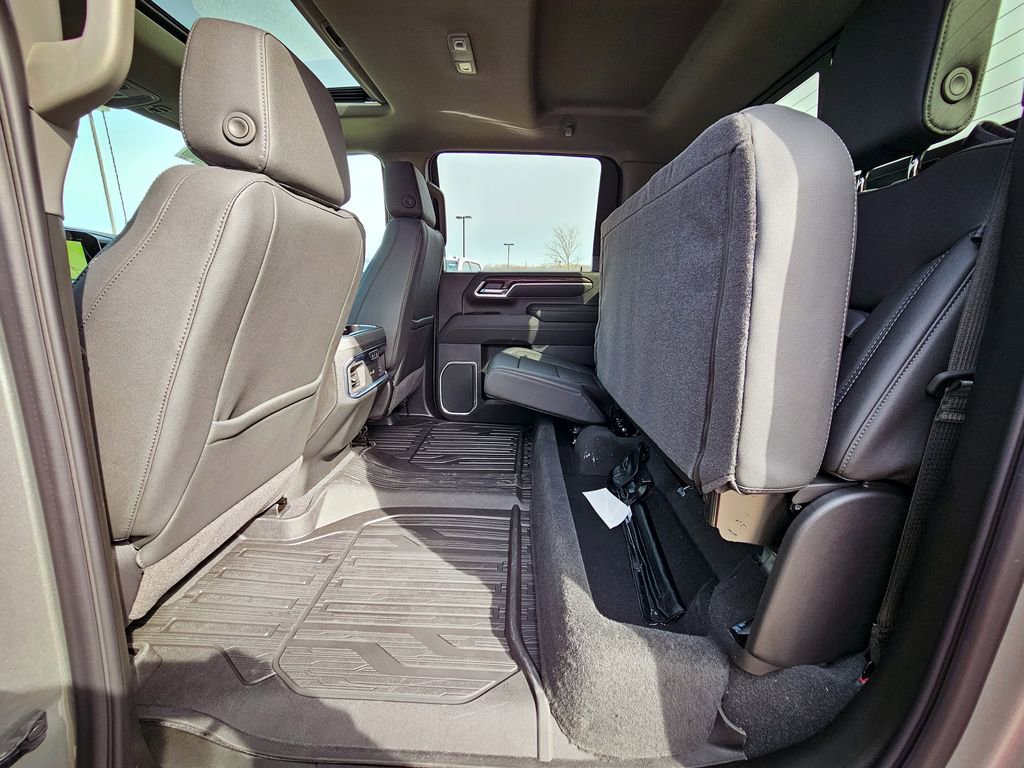 New 2026 GMC Sierra 2500 SLT w/ Max Trailering Package image 34