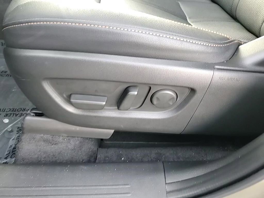 Certified 2023 MAZDA CX-5 Carbon Edition image 15