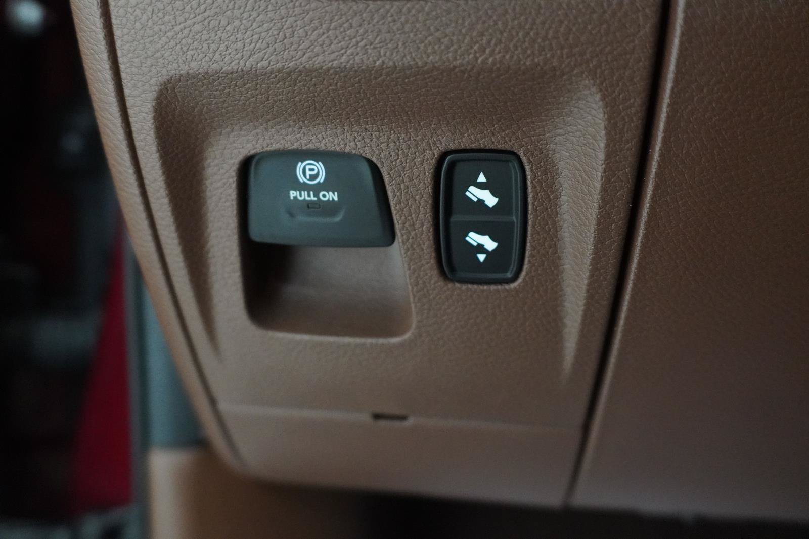 Used 2020 RAM 1500 Limited AWD/4WD image 10