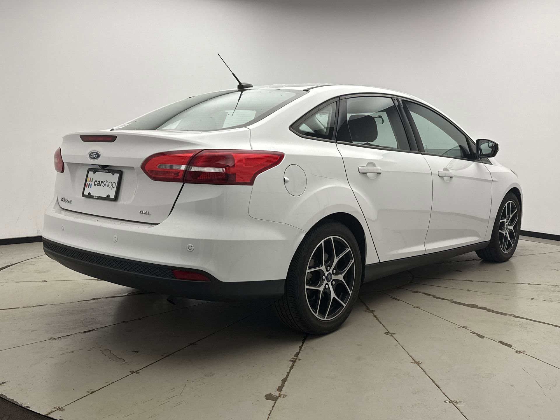 Used 2018 Ford Focus SEL FWD image 4