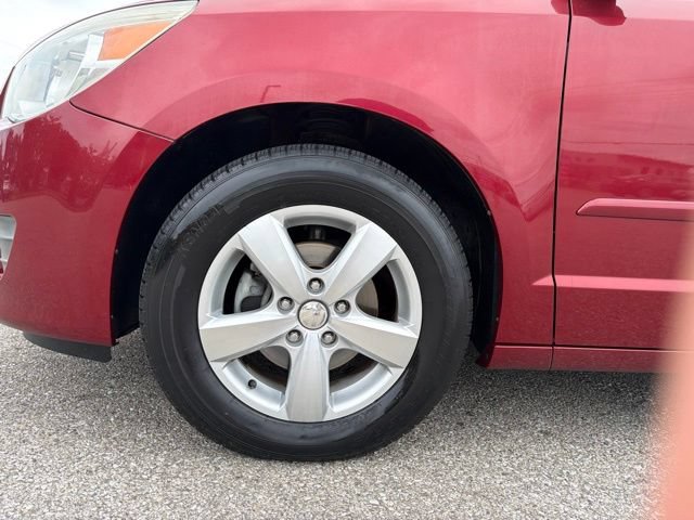Used 2011 Volkswagen Routan SE FWD image 34