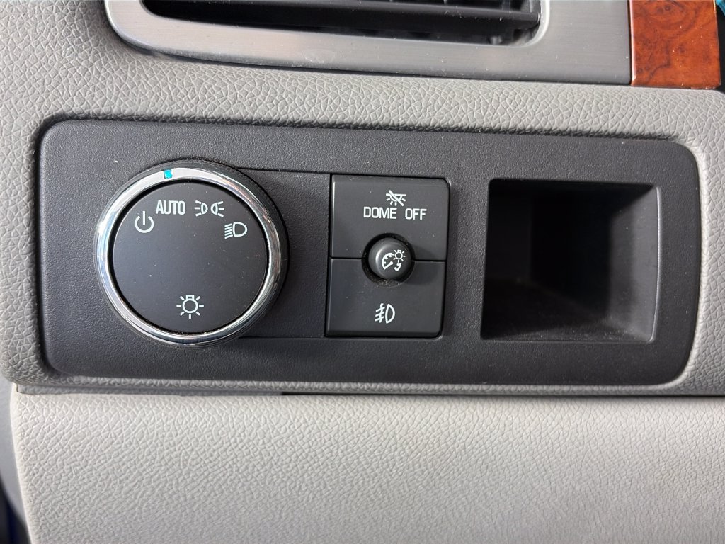 Used 2013 Chevrolet Avalanche LT w/ Texas Edition RWD image 23
