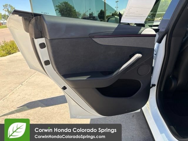 Used 2026 Tesla Model Y AWD image 16