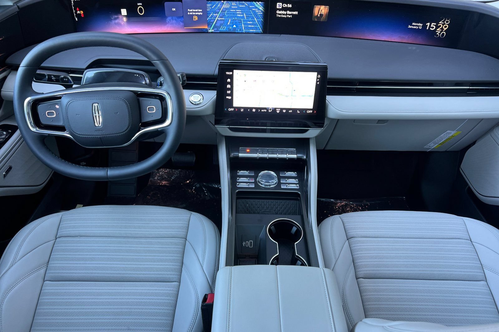 New 2026 Lincoln Nautilus Reserve AWD/4WD image 10