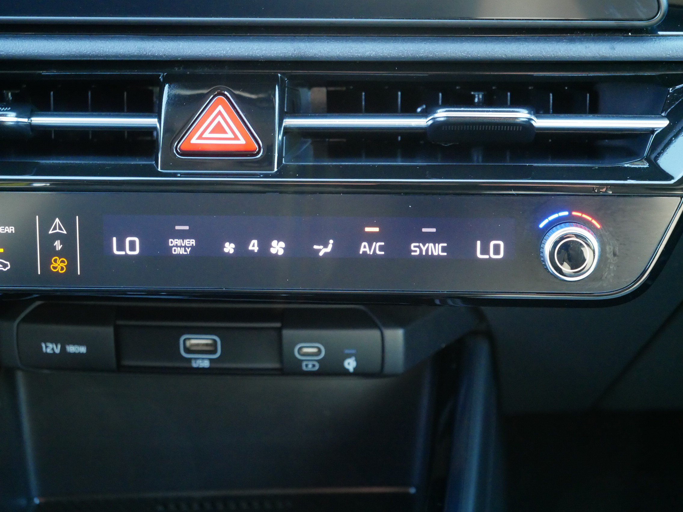 Certified 2023 Kia Niro EX Touring FWD image 23