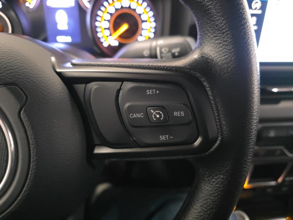 Used 2024 Jeep Wrangler Sport image 14