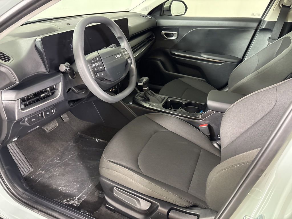 New 2026 Kia K4 LXS image 17