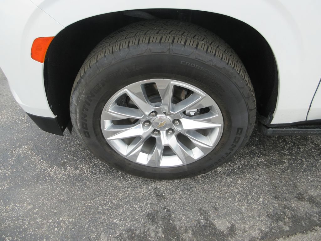 Certified 2023 Chevrolet Tahoe Premier w/ Premium Package 2 AWD/4WD image 15