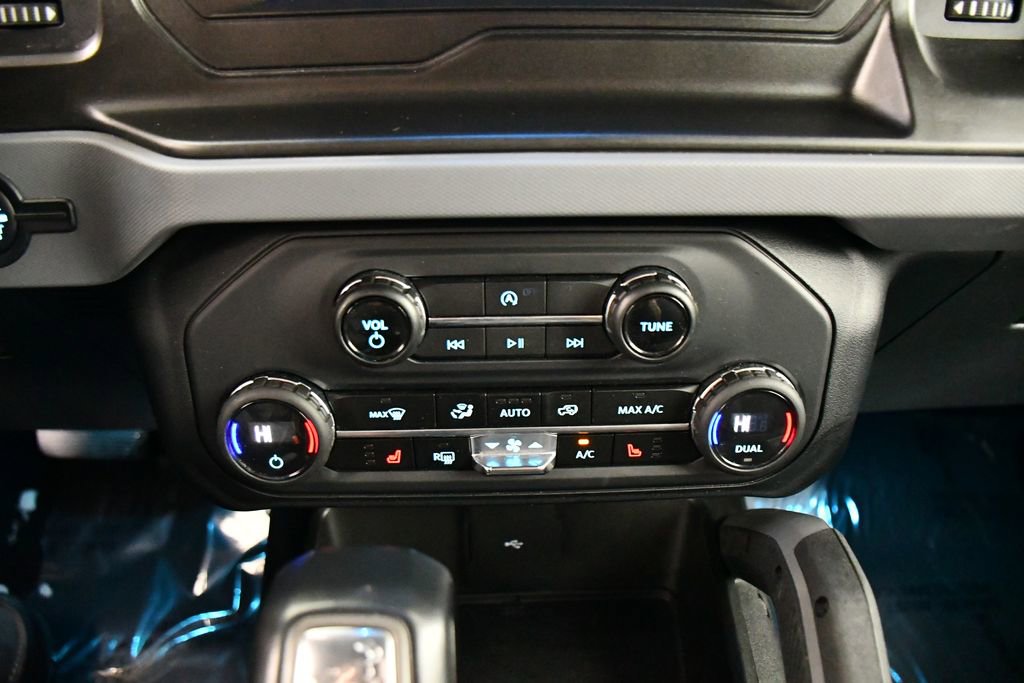 Used 2023 Ford Bronco Big Bend image 14