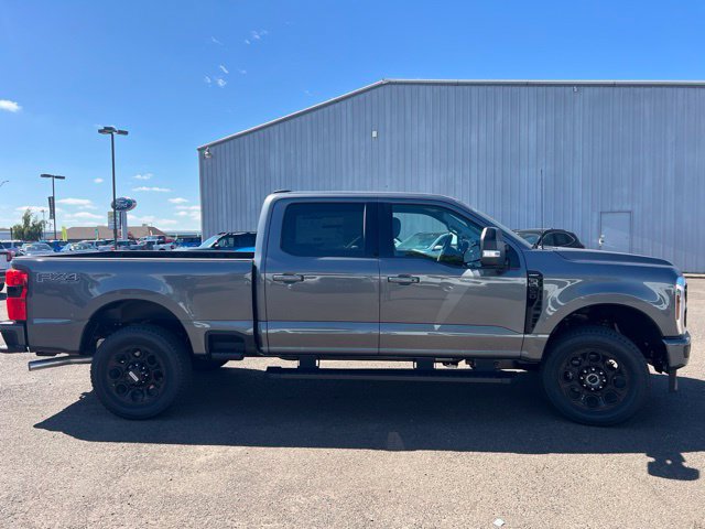 New 2026 Ford F250 Lariat w/ Black Appearance Package AWD/4WD image 6