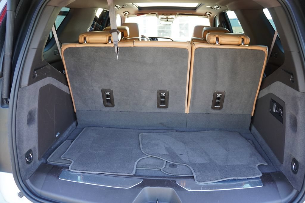 Certified 2022 Cadillac Escalade Sport w/ Touring Package AWD/4WD image 24