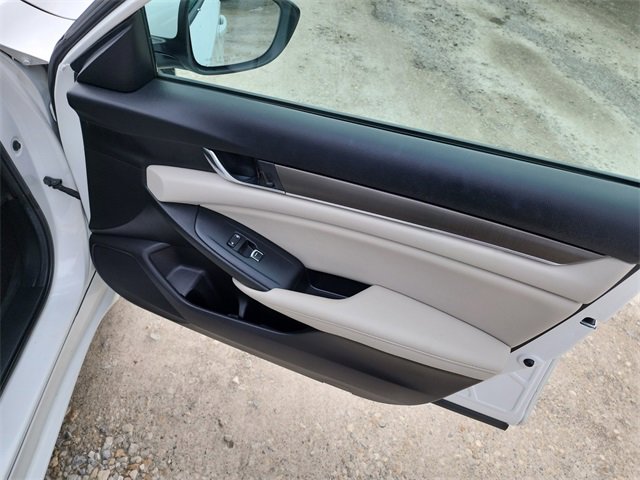 Used 2020 Honda Accord LX image 12
