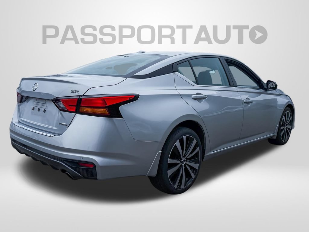 Used 2022 Nissan Altima 2.5 SR AWD/4WD image 5