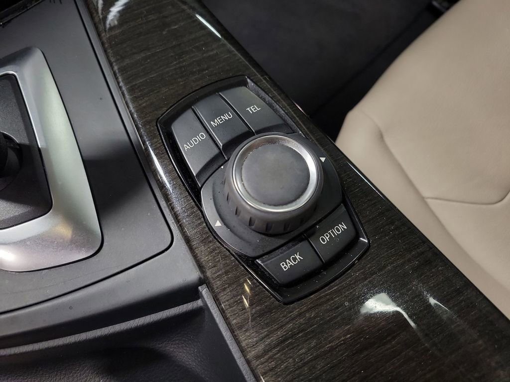 Used 2015 BMW 320i 320i image 16