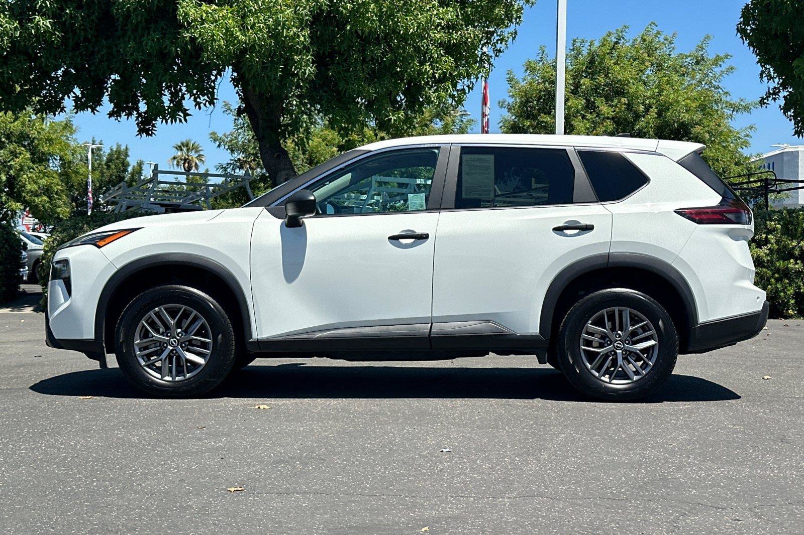 Certified 2024 Nissan Rogue S AWD/4WD image 7