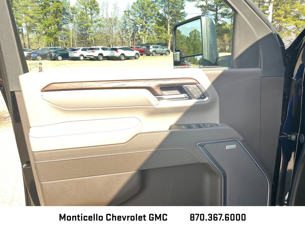 New 2026 GMC Sierra 2500 SLT w/ SLT Premium Package AWD/4WD image 10