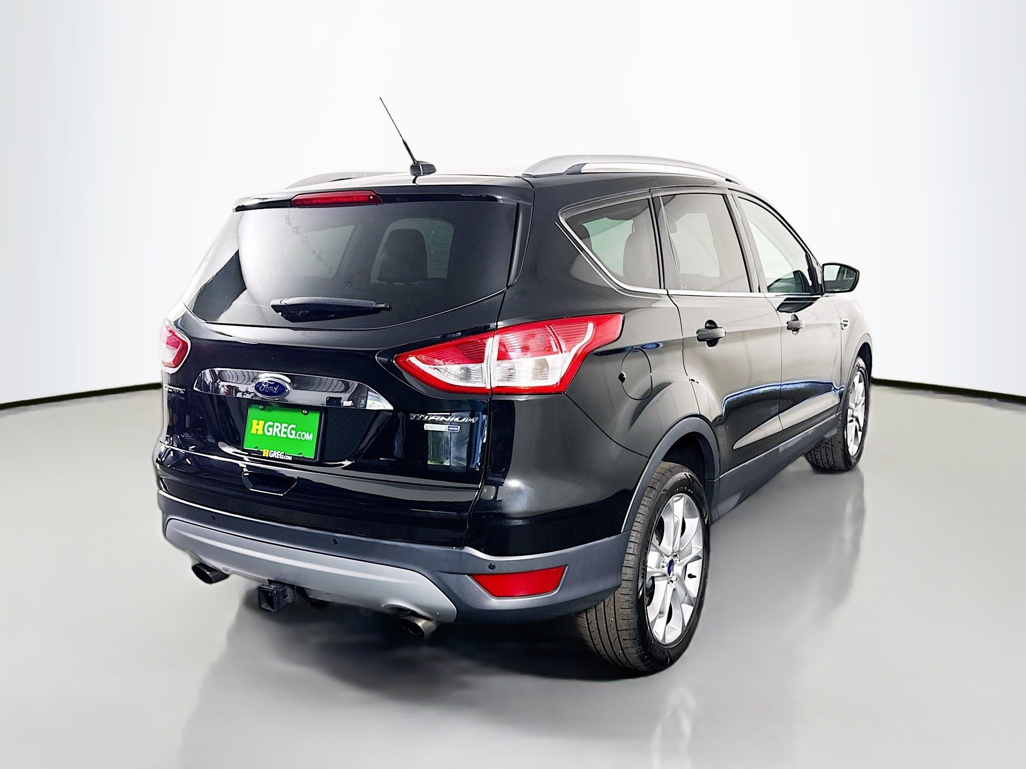 Used 2016 Ford Escape Titanium w/ Equipment Group 301A AWD/4WD image 10