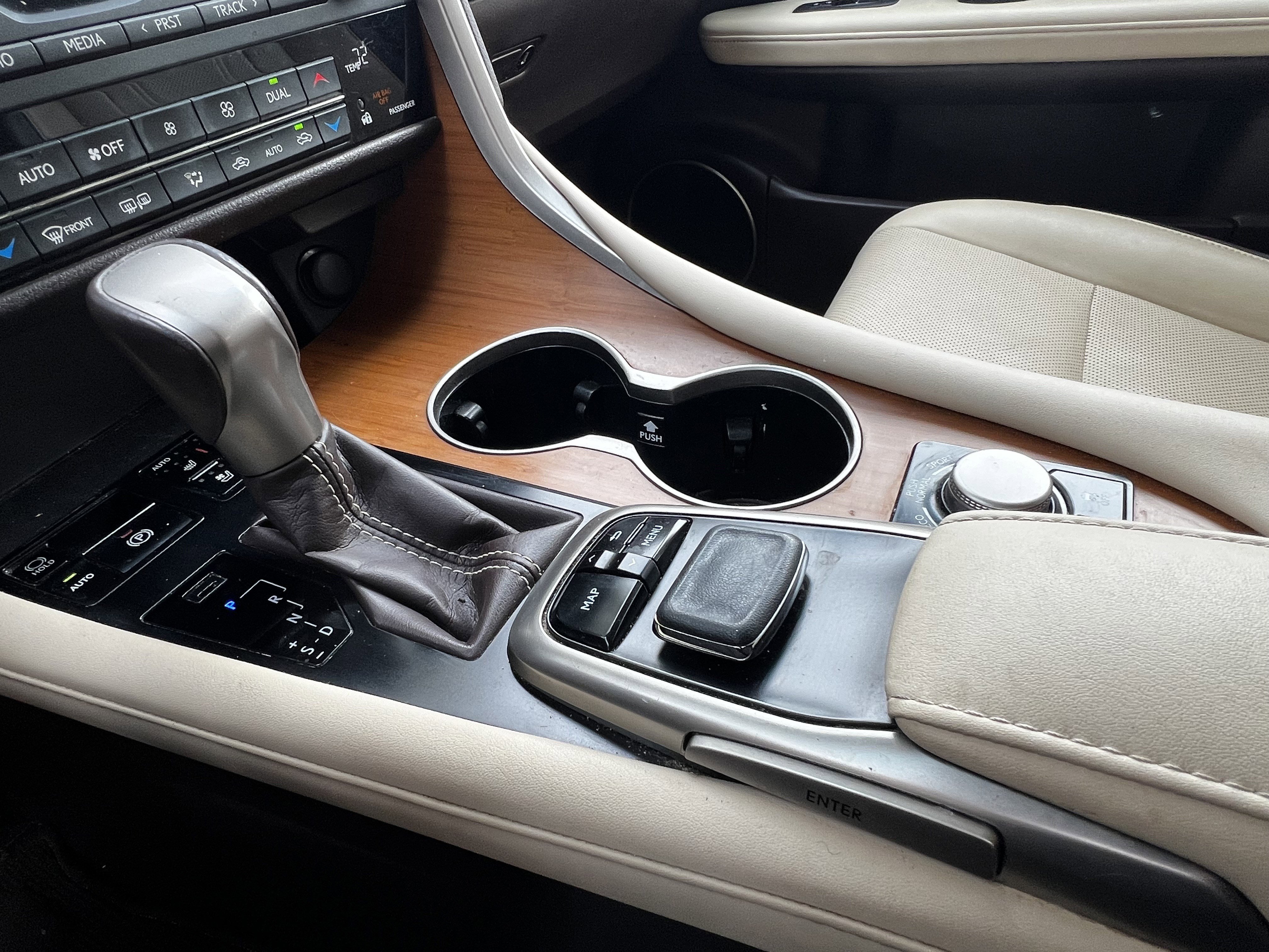 Used 2019 Lexus RX 350 AWD w/ Navigation Package image 28