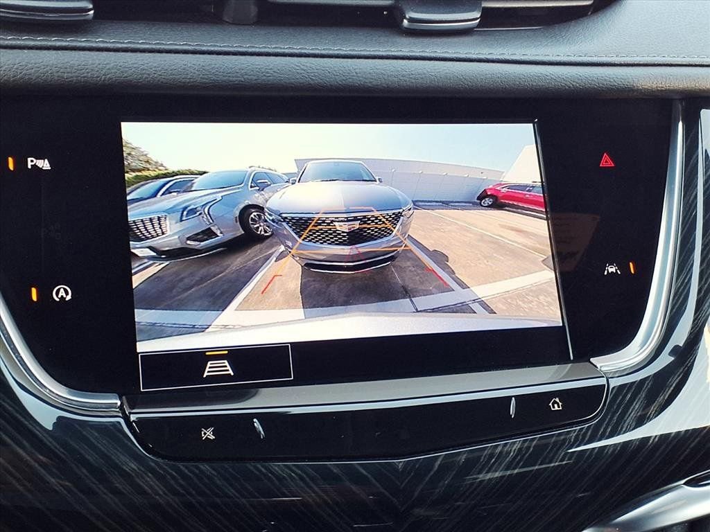 Certified 2025 Cadillac XT6 Premium Luxury image 28