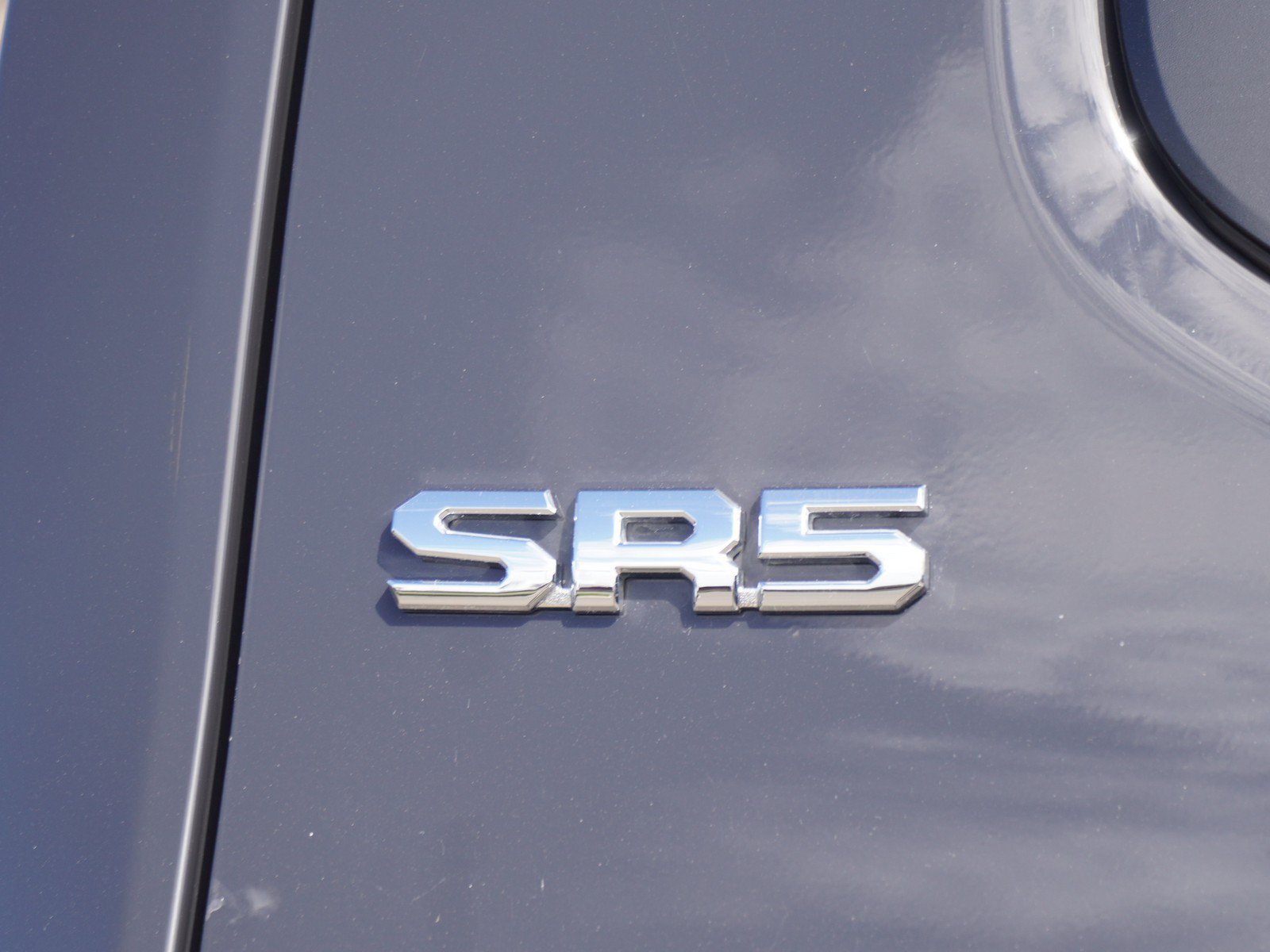 Used 2025 Toyota Tacoma SR5 AWD/4WD image 6