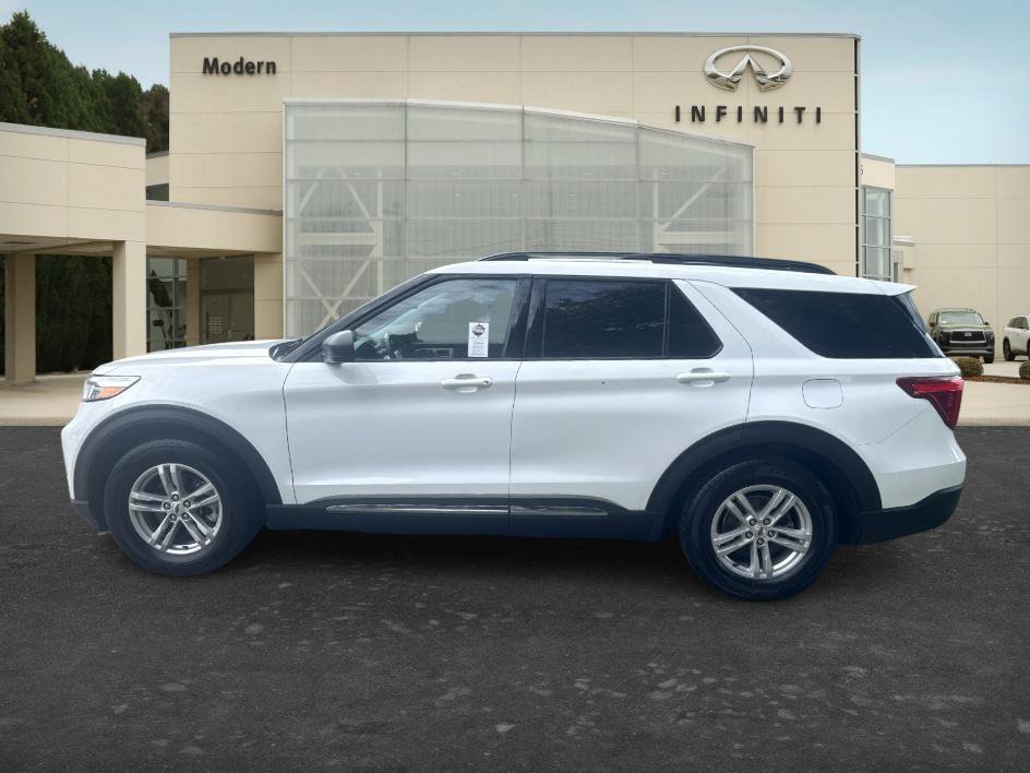 Used 2022 Ford Explorer XLT w/ Equipment Group 202A RWD image 7