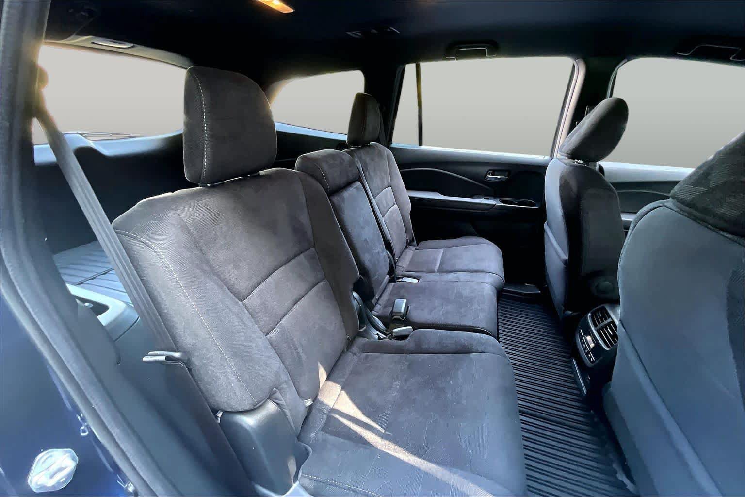 Certified 2022 Honda Pilot Sport image 20