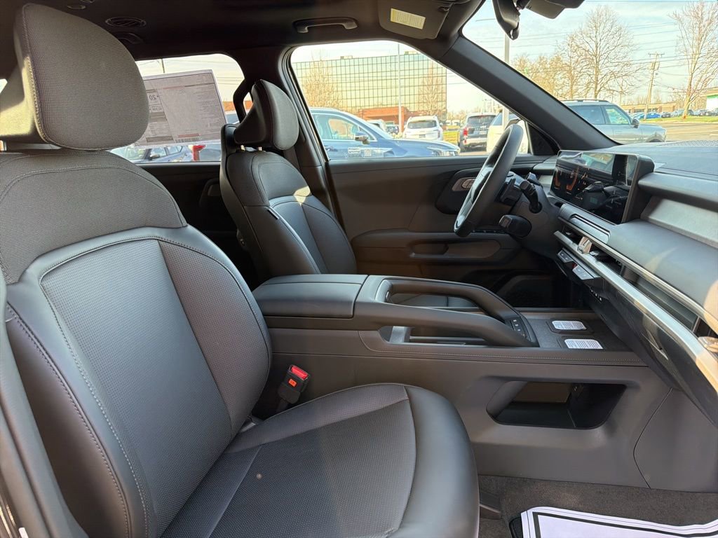 New 2027 Kia Telluride S image 13