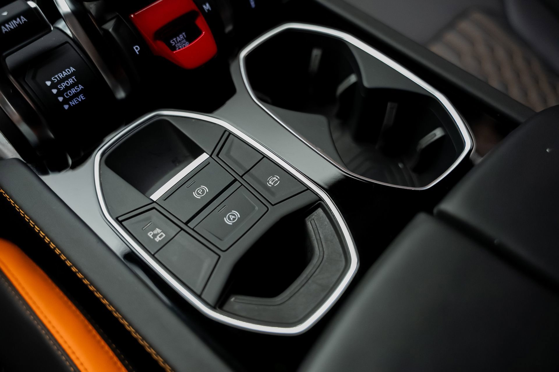 Used 2024 Lamborghini Urus S AWD/4WD image 56