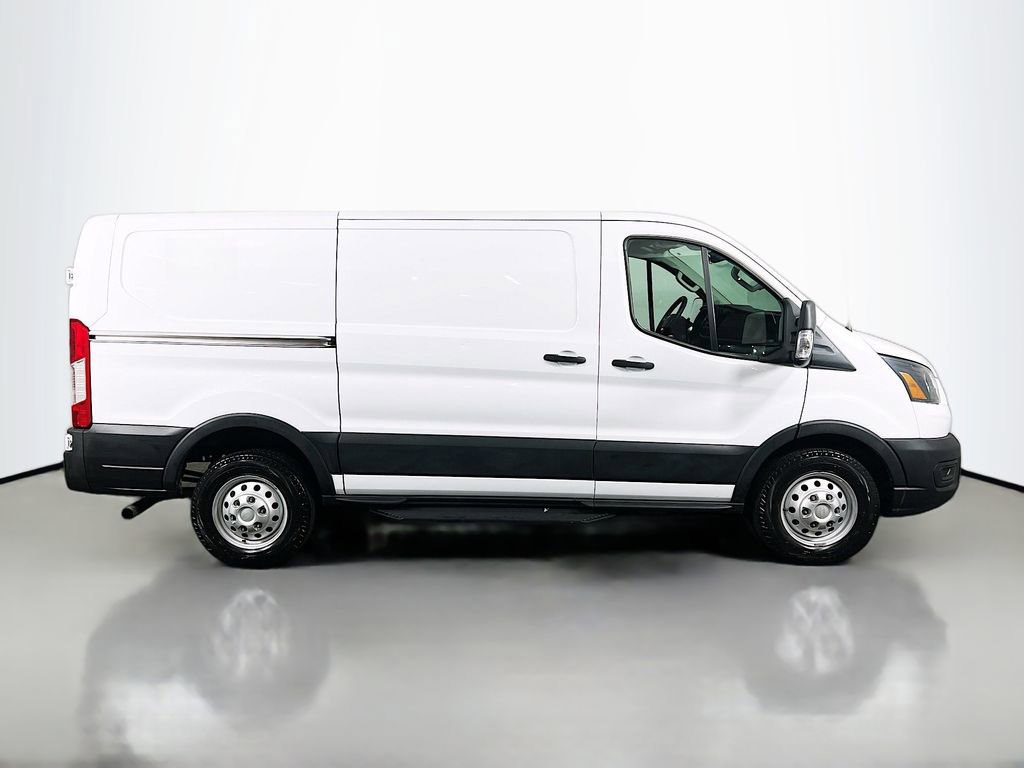 Used 2022 Ford Transit 250 Low Roof AWD image 4