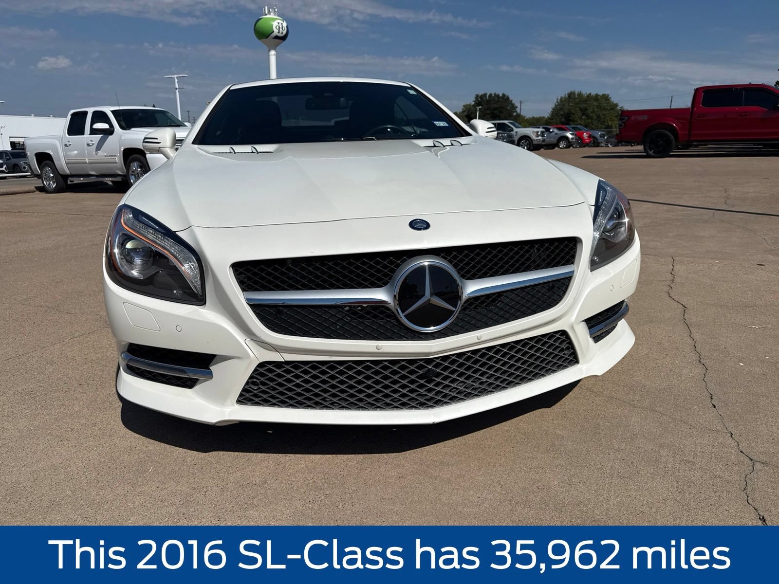 Used 2016 Mercedes-Benz SL 550 image 2