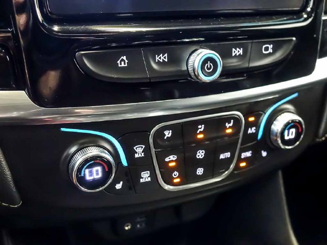 Certified 2023 Chevrolet Traverse LT w/ LT Premium Package AWD/4WD image 29